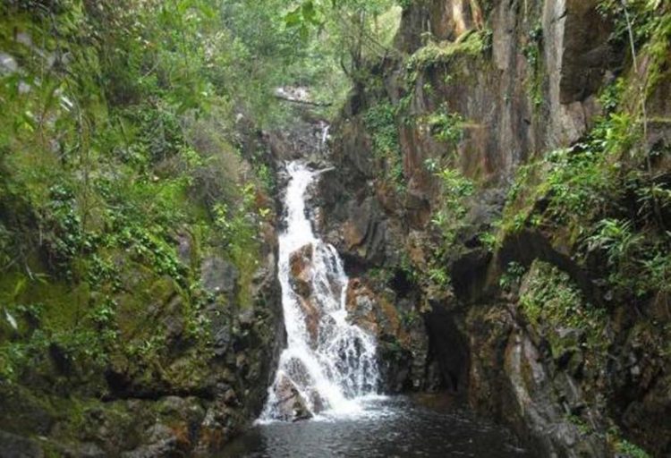 Air Terjun Marsila, 1. Pantai Nyiur Melambai, 2. Pulau Lengkuas, 3. Pantai Tanjung Tinggi, 4. Pantai Penyak, 5. Pantai Tanjung Kelayang, 6. Pulau Memperak, 7. Kawasan Pantai and Resort Bukit Berahu, 8. Pantai Punai, 9. Kampong Dedaun, 10. Tanjung Binga, 11. Burung Mandi, 12. Pantai Serdang, 13. Pulau Pasir, 14. Pulau Batu Berlayar, 15. Pulau Kepayang, 16. Pulau Lutong, 17. Pulau Leebong, 18. Bukit Pangkuan, 19. Museum Kata, 20. Sail Belitung, 21. Tirta Marundang, 22. Air Terjun Gurok Beraye , 23. Air Terjun Kapala Kawai, 24. Air Terjun Marsilla, 25. Danau Kaolin, 26. Desa Nelayan, 27. Sungai Batu Mentas, 28. Bukit Peramun, 29. Gusong Bugis, 30. Open Pit, 31. Dermaga Kirana, 32. Pantai Penyabong, 33. Air Terjun Gurok Beraye, 34. Pulau Burung, 35. Pantai Tanjung Pendam, 36. Bukit Batu Baginde