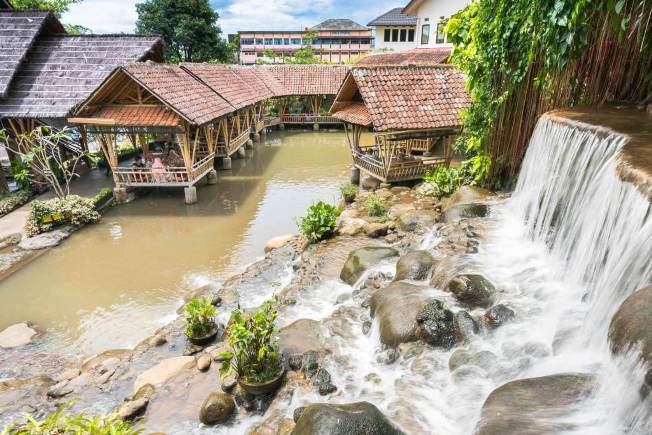 1. Restoran Gurih 7, Tempat Nongkrong Sekaligus Makan Enak , 2. Nicole’s Kitchen and Lounge, 3. Warung Gumbira, 4. Cafe Gumati, 5. Taman Kencana, 6. Cimory Riverside Resto, 7. KROZNAT & friends, 8. Rumah Cup Cake, 9. Mimi Cucu, 10. Dailydose Coffe And Eatery, 11. Lemongrass, 12. D’Glock, 13. Tier Siera Resto & Lounge, 14. Momo milk Barn Cafe, 15. Monarchy Bistro, 16. Lemon8 Café, 17. Lusso Café & Resto, 18. Death by Chocolate Bogor, 19. Rumah Air Restaurant, 20. Royale Bakery & Café, 21. Peppino House Resto, 22. Ah Poong (Pasar Apung Sentul City) Food Court, 23. Culinaire Van Bogor, 24. The Grounds Cafe, 25. Cafe Kebunkita, 26. Imah Nini Cafe & Galery, 27. Popolo Coffee, 28. Yellow Trux, 29. Coffee Toffee
