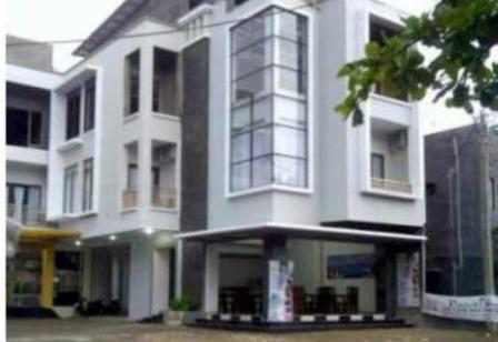 Paluvi Hotel Pangandaran, 1. Sun In Pangandaran Hotel, 2. Nyiur Resort Hotel, 3. The Arnawa Hotel, 4. Bulak Laut Hotel & Resort, 5. Pondok Wulan Guesthouse, 6. Nyiur Indah Beach Hotel, 7. Rose Inn Pangandaran, 8. Century Hotel Pangandaran, 9. Paluvi Hotel Pangandaran, 10. Airy Pangandaran Kidang Pananjung 199, 11. Horison Palma Pangandaran