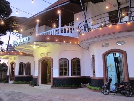 Peppino House Resto, 1. Restoran Gurih 7, Tempat Nongkrong Sekaligus Makan Enak , 2. Nicole’s Kitchen and Lounge, 3. Warung Gumbira, 4. Cafe Gumati, 5. Taman Kencana, 6. Cimory Riverside Resto, 7. KROZNAT & friends, 8. Rumah Cup Cake, 9. Mimi Cucu, 10. Dailydose Coffe And Eatery, 11. Lemongrass, 12. D’Glock, 13. Tier Siera Resto & Lounge, 14. Momo milk Barn Cafe, 15. Monarchy Bistro, 16. Lemon8 Café, 17. Lusso Café & Resto, 18. Death by Chocolate Bogor, 19. Rumah Air Restaurant, 20. Royale Bakery & Café, 21. Peppino House Resto, 22. Ah Poong (Pasar Apung Sentul City) Food Court, 23. Culinaire Van Bogor, 24. The Grounds Cafe, 25. Cafe Kebunkita, 26. Imah Nini Cafe & Galery, 27. Popolo Coffee, 28. Yellow Trux, 29. Coffee Toffee