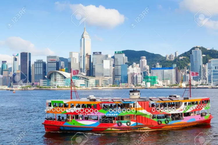 Star Ferry via 123rf, 1. Hong Kong Disneyland, 2. Star Ferry, 3. The Peak (Victoria Peak), 4. Tsim Sha Tsui, 5. Avenue of Stars, 6. Symphony of Lights, 7. Ocean Park, 8. Madame Tussauds Wax Museum, 9. Sky100 Hong Kong Observation Deck, 10. Stanley Beach dan Stanley Market, 11. Noah’s Ark, 12. Lan Kwai Fong, 13. Repulse Bay & Beaches, 14. Temple Street Night Market, 15. Wong Tai Sin Temple, 16. Tempat Belanja di MongKok, 17. Po Lin Monastery, 18. Golden Bauhinia Square, 19. Hong Kong Maritime Museum, 20. WoolooMooloo Steakhouse, Tempat Wisata Kuliner di Hong Kong, 21. Hongkong Wetland Park, 22. Trick Eye Museum, 23. Lamma Island, 24. Victoria Harbour, 25. Ngong Ping 360, 26. Tung Choi Street, 27. Cheung Chau, 28. Hong Kong Museum of History, 29. Former Kowloon-Canton Railway Clock Tower, 30. Ten Thousand Buddhas Monastery, 31. Victoria Park, 32. Hong Kong Park, 33. The Hong Kong Observation Wheel and AIA Vitality Park, 34. Adventureland, 35. Dragons Back, 37. Hong Kong Global Geopark, 38. International Commerce Centre (ICC), 39. Lion Rock, 40. Hong Kong Space Museum, 41. Tsing Ma Bridge, 42. Soho, 43. Peng Chau, 44. Hong Kong Science Museum, 45. Kowloon Walled City Park, 46. Big Wave Bay, 47. Hong Kong Jockey Club Happy Valley Racecourse, 48. Grass Island, 49. Kadoorie Farm and Botanic Garden, 50. Shek O Beach, 51. Harbour City, 52. Po Toi Island, 53. Lei Yue Mun, 54. Tamar Park