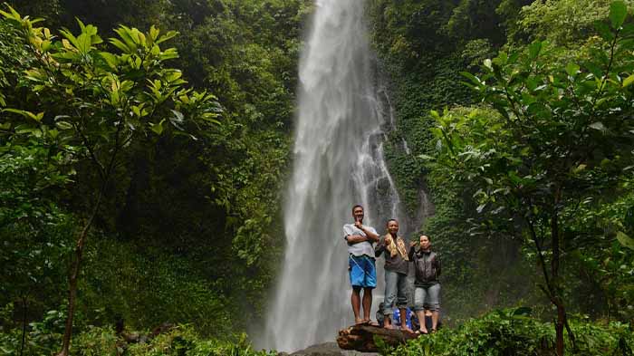 Air terjun Sinar Tiga via Lampungco