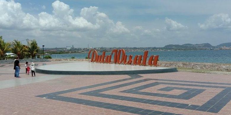 Pantai Hiburan Duta Wisata via Kompas