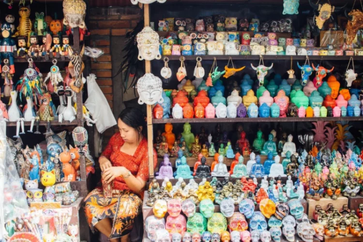 Berburu souvenir, Filosofi Patung Pandawa Lima Di Tebing Pantai , Sejarah Pantai Pandawa Bali, Lokasi Pantai, Pesona Pantai Pandawa yang Menghipnotis Siapa Saja, Aktivitas di Pantai Pandawa Kutuh Bali, Fasilitas di Pantai Pandawa, Harga Tiket Masuk Pantai Pandawa Bali, Yuk Cobain Pijat Tradisional di Pantai Pandawa, Transportasi , Daftar Hotel dekat Pantai Pandawa Bali, Akses Menuju Pantai Pandawa, Aktivitas Seru di Pantai Pandawa, Spot Lima Ksatria Pandawa, Tempat Makan di Pantai Pandawa, Spot Foto Instagramable