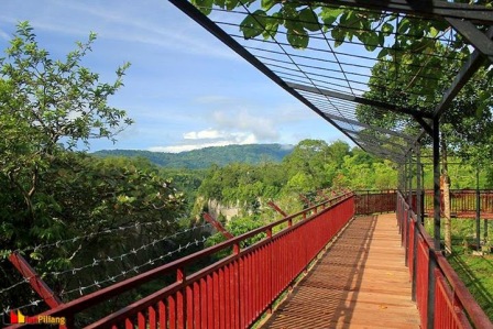 Objek Wisata Taman Ngarai Maaram Bukittinggi