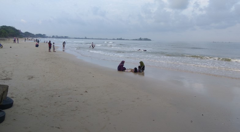 Pantai Ombak Mati Keluar Sebentar, Informasi Umum, Lokasi Pantai Ombak Mati, Suasana Wisata Di Pantai Ombak Mati, Fasilitas Wisata Pantai Ombak Mati, Sarana Transportasi Menuju Pantai Ombak Mati, Harga Tiket Masuk Pantai Ombak Mati, Daya Tarik Pantai Ombak Mati, Foto-foto Keindahan Pantai Ombak Mati