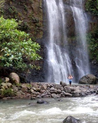 Curug Cimandaway, 1. Wisata Hutan Payau (Mangrove), 2. Kampung Laut Cilacap, 3. Benteng Pendhem Cilacap, 4. Benteng Karang Bolong, 5. Gunung Srandil Cilacap, 6. Gunung Selok, 7. Pantai Jetis, 8. Pantai Teluk Penyu, 9. Pantai Permisan Cilacap, 10. Pantai Kalipat, 11. Pantai Kali Kencana, 12. Pantai Karang Pandan, 13. Pantai Widara Payung, 14. Waduk Kubang Kangkung, 15. Curug Cimandaway, 16. Hutan Pinus Karanggedang, 17. Desa Matenggeng, 18. Masjid Batu Taman Hati, 19. Alun-Alun Majenang, 20. Pura Mandara Giri Gunung Selok, 21. Air Terjun Citepus, 22. Banyu Pratama, 23. Waterpark Tirta Mas, 24. Alun-Alun Kroya, 25. Museum Susilo Soedarman, 26. Pantai Srandil, 27. Bumi Perkemahan Jambusari, 28. Pemandian Air Panas Cipari, 29. Pantai Ketapang Indah, 31. Pantai Sodong, 32. Pantai Cemara Sewu, 33. Curug Mandala, 34. Pantai Pasir Putih, 35. Pantai Singkil Karang Pakis, 36. Pantai Ranca Babakan