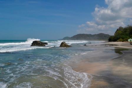 Pantai Permisan Cilacap, 1. Wisata Hutan Payau (Mangrove), 2. Kampung Laut Cilacap, 3. Benteng Pendhem Cilacap, 4. Benteng Karang Bolong, 5. Gunung Srandil Cilacap, 6. Gunung Selok, 7. Pantai Jetis, 8. Pantai Teluk Penyu, 9. Pantai Permisan Cilacap, 10. Pantai Kalipat, 11. Pantai Kali Kencana, 12. Pantai Karang Pandan, 13. Pantai Widara Payung, 14. Waduk Kubang Kangkung, 15. Curug Cimandaway, 16. Hutan Pinus Karanggedang, 17. Desa Matenggeng, 18. Masjid Batu Taman Hati, 19. Alun-Alun Majenang, 20. Pura Mandara Giri Gunung Selok, 21. Air Terjun Citepus, 22. Banyu Pratama, 23. Waterpark Tirta Mas, 24. Alun-Alun Kroya, 25. Museum Susilo Soedarman, 26. Pantai Srandil, 27. Bumi Perkemahan Jambusari, 28. Pemandian Air Panas Cipari, 29. Pantai Ketapang Indah, 31. Pantai Sodong, 32. Pantai Cemara Sewu, 33. Curug Mandala, 34. Pantai Pasir Putih, 35. Pantai Singkil Karang Pakis, 36. Pantai Ranca Babakan