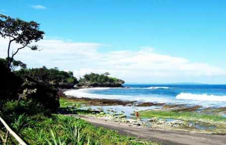 Pulo Batu Leuit, Aktivitas Seru di Pantai Madasari, Lokasi Pantai Madasari, Keindahan Pantai Madasari, Pantai untuk Melepas Penat, Harga Tiket masuk Pantai Madasari