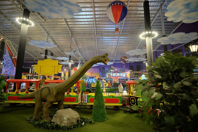 Trans Studio Surabaya, Liburan Seru Trans Studio Surabaya, Alamat Trans Studio Surabaya, Pilihan deposit kartu untuk menikmati segala fasilitas permainan, Konsep yang dihadirkan oleh Trans Studio Surabaya