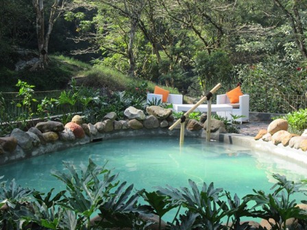VIP Hot SPring Maribaya Natural Resort, Asal Usul dari Wisata Alam Curug Maribaya, Lokasi Objek Wisata Curug Maribaya, Peta Curug Maribaya, Harga Tiket Masuk Curug Maribaya Lembang Bandung, Penginapan di dekat Curug Maribaya Bandung, Tips Liburan ke Curug Maribaya, Nomer Telepon Wisata Curug Maribaya Lembang, Kuliner Di Twig Cafe Dan Resto Langlang Buana, Spot Berfoto Sky Bridge Tapak Halimun, Ampitheatre Bale Pinton