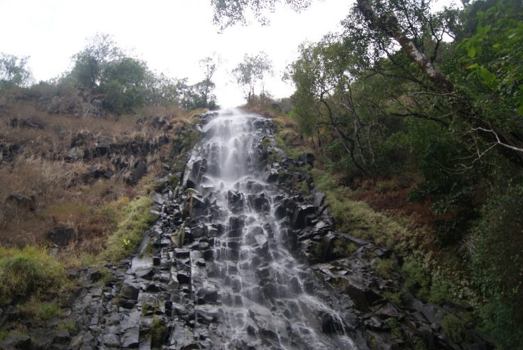 Keeksotisan Air Terjun Pundak Kiwo