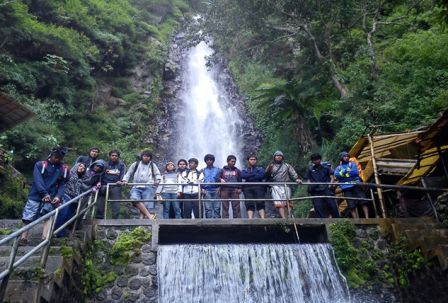 Objek Wisata Air terjun Tirtasari