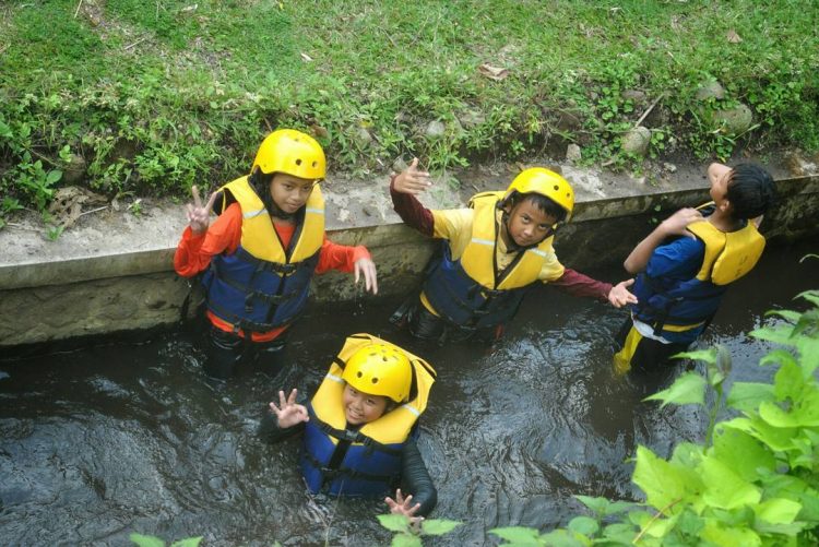 Tubing di Wonomulyo