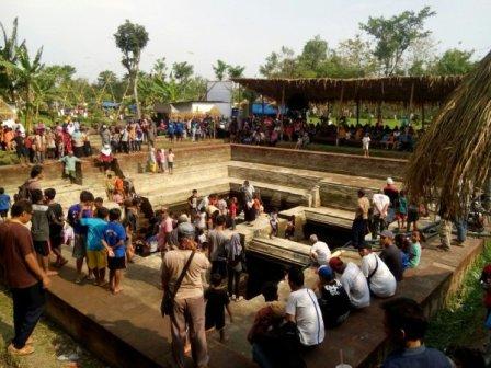 Wisata Sejarah Pemandian Dewi Sri
