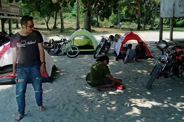 Camping di Pantai Laguna via naikmotor, Informasi Umum, Daya Tarik Wisata Pantai Laguna Lampung, Fasilitas Wisata di Pantai Laguna, Letak wisata Pantai Laguna Lampung, Rute dan Jalan Menuju Pantai Laguna, Harga tiket masuk di Pantai Laguna, Menikmati Sunset dan Sunrise di Pantai Laguna, Penginapan di Sekitar Pantai, Camping Seru