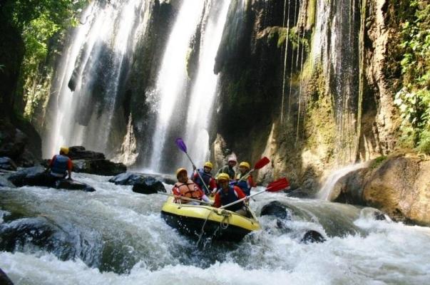 Coba Tantangan Arung Jeram Sungai Pekalen via sportourims, 1. Padang Rumput Savana, 2. Probolinggo Punya Miniatur Pulau Madura, Gili Ketapang, 3. Objek Wisata Gunung Bromo, 4. Menikmati Keindahan Puncak B29 Bromo, 5. Wisata Alam Air Terjun Madakaripura, 6. Wisata Air Terjun Umbulan, 7. Liburan Seru ke Gunung Argopuro, 8. Danau Taman Hidup, 9. Air Terjun Watu Lawang, 10. Air Terjun Triban, 11. Air Terjun Kedung Amis, 12. Air Terjun Sumber Pakis II, 13. Berlama-lama di Pantai Bentar, 14. Bukit Bentar Probolinggo, 15. Menikmati Kesejukan Kebun Teh Andung Biru, 16. Relaksasi di Pemandian Air Panas Desa Tiris, 17. Coba Tantangan Arung Jeram Sungai Pekalen, 18. Air Terjun Darungan, 19. Air Terjun Kali Pedati, 20. Danau Ronggojalu, 21. Danau Agung, 22. Ranu Segaran, 23. Menilik Sejarah di Candi Jabung, 24. Candi Kedaton, 25. Taman Wisata Studi Lingkungan (TWSL), 26. Agrowisata Sumberbendo, 27. Liburan Bersejarah di Museum Probolinggo, 28. Nongkrong di Alun-Alun Probolinggo, 29. Mandi-mandi di Kolam Renang TRA, 30. Wisata Mangrove BJBR Probolinggo, 31. Madakaripura Forest Park, 32. Mahoni Grand Park, 33. Masjid Tiban Babussalam, 34. Museum Dr. Mohammad Saleh, 35. Pelabuhan Tanjung Tembaga, 36. Wisata Ranu Merah, 37. B-30 Gunung Bromo, 38. Bromo Terrace, 39. Jiwa Jawa Resort Bromo, 40. Pagupon Bromo Budget Lodge, 41. Air Terjun Jaran Goyang, 42. Bermi Mini Land, 43. Pantai Duta, 44. Pantai Tambak Sari, 45. Gunung Batok, 46. Cikasur, 47. Hutan Damar, 48. Bromo Camp House, 49. Air Terjun Buto Ijo, 50. Air Terjun Dalem, 51. Jembatan Biru Ranon, 52. Wisata Agropolitan, 53. Sumber Naga