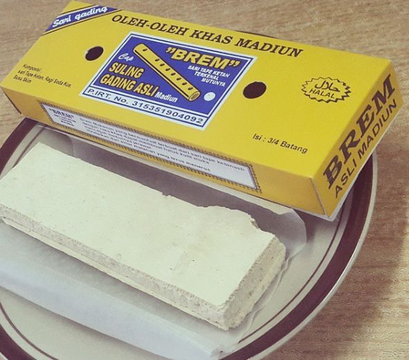 Oleh-oleh Brem