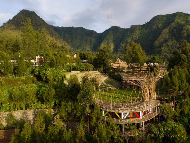 Pagupon Bromo Budget Lodge, 1. Padang Rumput Savana, 2. Probolinggo Punya Miniatur Pulau Madura, Gili Ketapang, 3. Objek Wisata Gunung Bromo, 4. Menikmati Keindahan Puncak B29 Bromo, 5. Wisata Alam Air Terjun Madakaripura, 6. Wisata Air Terjun Umbulan, 7. Liburan Seru ke Gunung Argopuro, 8. Danau Taman Hidup, 9. Air Terjun Watu Lawang, 10. Air Terjun Triban, 11. Air Terjun Kedung Amis, 12. Air Terjun Sumber Pakis II, 13. Berlama-lama di Pantai Bentar, 14. Bukit Bentar Probolinggo, 15. Menikmati Kesejukan Kebun Teh Andung Biru, 16. Relaksasi di Pemandian Air Panas Desa Tiris, 17. Coba Tantangan Arung Jeram Sungai Pekalen, 18. Air Terjun Darungan, 19. Air Terjun Kali Pedati, 20. Danau Ronggojalu, 21. Danau Agung, 22. Ranu Segaran, 23. Menilik Sejarah di Candi Jabung, 24. Candi Kedaton, 25. Taman Wisata Studi Lingkungan (TWSL), 26. Agrowisata Sumberbendo, 27. Liburan Bersejarah di Museum Probolinggo, 28. Nongkrong di Alun-Alun Probolinggo, 29. Mandi-mandi di Kolam Renang TRA, 30. Wisata Mangrove BJBR Probolinggo, 31. Madakaripura Forest Park, 32. Mahoni Grand Park, 33. Masjid Tiban Babussalam, 34. Museum Dr. Mohammad Saleh, 35. Pelabuhan Tanjung Tembaga, 36. Wisata Ranu Merah, 37. B-30 Gunung Bromo, 38. Bromo Terrace, 39. Jiwa Jawa Resort Bromo, 40. Pagupon Bromo Budget Lodge, 41. Air Terjun Jaran Goyang, 42. Bermi Mini Land, 43. Pantai Duta, 44. Pantai Tambak Sari, 45. Gunung Batok, 46. Cikasur, 47. Hutan Damar, 48. Bromo Camp House, 49. Air Terjun Buto Ijo, 50. Air Terjun Dalem, 51. Jembatan Biru Ranon, 52. Wisata Agropolitan, 53. Sumber Naga