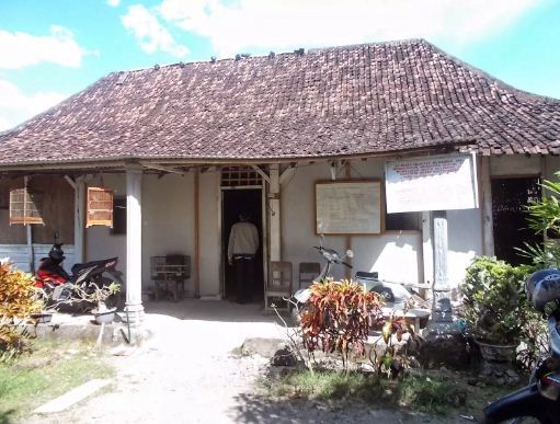 Palang Mejayan di Madiun