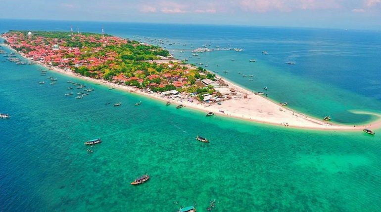 Probolinggo Punya Miniatur Pulau Madura, Gili Ketapang, 1. Padang Rumput Savana, 2. Probolinggo Punya Miniatur Pulau Madura, Gili Ketapang, 3. Objek Wisata Gunung Bromo, 4. Menikmati Keindahan Puncak B29 Bromo, 5. Wisata Alam Air Terjun Madakaripura, 6. Wisata Air Terjun Umbulan, 7. Liburan Seru ke Gunung Argopuro, 8. Danau Taman Hidup, 9. Air Terjun Watu Lawang, 10. Air Terjun Triban, 11. Air Terjun Kedung Amis, 12. Air Terjun Sumber Pakis II, 13. Berlama-lama di Pantai Bentar, 14. Bukit Bentar Probolinggo, 15. Menikmati Kesejukan Kebun Teh Andung Biru, 16. Relaksasi di Pemandian Air Panas Desa Tiris, 17. Coba Tantangan Arung Jeram Sungai Pekalen, 18. Air Terjun Darungan, 19. Air Terjun Kali Pedati, 20. Danau Ronggojalu, 21. Danau Agung, 22. Ranu Segaran, 23. Menilik Sejarah di Candi Jabung, 24. Candi Kedaton, 25. Taman Wisata Studi Lingkungan (TWSL), 26. Agrowisata Sumberbendo, 27. Liburan Bersejarah di Museum Probolinggo, 28. Nongkrong di Alun-Alun Probolinggo, 29. Mandi-mandi di Kolam Renang TRA, 30. Wisata Mangrove BJBR Probolinggo, 31. Madakaripura Forest Park, 32. Mahoni Grand Park, 33. Masjid Tiban Babussalam, 34. Museum Dr. Mohammad Saleh, 35. Pelabuhan Tanjung Tembaga, 36. Wisata Ranu Merah, 37. B-30 Gunung Bromo, 38. Bromo Terrace, 39. Jiwa Jawa Resort Bromo, 40. Pagupon Bromo Budget Lodge, 41. Air Terjun Jaran Goyang, 42. Bermi Mini Land, 43. Pantai Duta, 44. Pantai Tambak Sari, 45. Gunung Batok, 46. Cikasur, 47. Hutan Damar, 48. Bromo Camp House, 49. Air Terjun Buto Ijo, 50. Air Terjun Dalem, 51. Jembatan Biru Ranon, 52. Wisata Agropolitan, 53. Sumber Naga