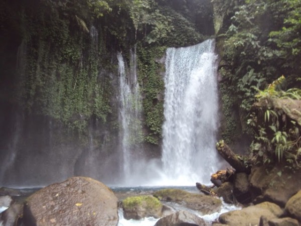 Air Terjun Mamabu via Wizardtravel82, 1. Taman Hewan Pematang Siantar, 2. Patung Dewi Kwan Im – Vihara Avalokitesvara, 3. Siantar Waterpark, 4. AIR TERJUN TURUNAN BUHIT (JABEL), 5. Air Terjun Tonduhan, 6. Air Terjun Mamabu, 7. Kebun Teh Sidamanik, 8. Pemandian Alam Aek Manik, 9. Air Terjun Bah Biak, 10. Taman BEO, 11. Pemandian Alam Swimbath, 12. Air Terjun Sampuran Widuri, 13. Museum Zoologi, 14. Museum Simalungun, 15. Pemandian Alam Sejuk (PAS), 17. Martoba Water Park, 18. Tugu Becak Pematang Siantar, 19. Air Terjun Sijambe, 20. Air Terjun Sipitu Tikka, 21. Pemandian Karang Anyar , 22. Bukit Indah Simarjarunjung, 23. Pemandian Pulau Batu, 24. Lapangan Merdeka Siantar – Taman Bunga, 25. PONDOK TEPI SAWAH