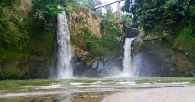 Air Terjun Katasa via Medanwisata, 1. Taman Hewan Pematang Siantar, 2. Patung Dewi Kwan Im – Vihara Avalokitesvara, 3. Siantar Waterpark, 4. AIR TERJUN TURUNAN BUHIT (JABEL), 5. Air Terjun Tonduhan, 6. Air Terjun Mamabu, 7. Kebun Teh Sidamanik, 8. Pemandian Alam Aek Manik, 9. Air Terjun Bah Biak, 10. Taman BEO, 11. Pemandian Alam Swimbath, 12. Air Terjun Sampuran Widuri, 13. Museum Zoologi, 14. Museum Simalungun, 15. Pemandian Alam Sejuk (PAS), 17. Martoba Water Park, 18. Tugu Becak Pematang Siantar, 19. Air Terjun Sijambe, 20. Air Terjun Sipitu Tikka, 21. Pemandian Karang Anyar , 22. Bukit Indah Simarjarunjung, 23. Pemandian Pulau Batu, 24. Lapangan Merdeka Siantar – Taman Bunga, 25. PONDOK TEPI SAWAH