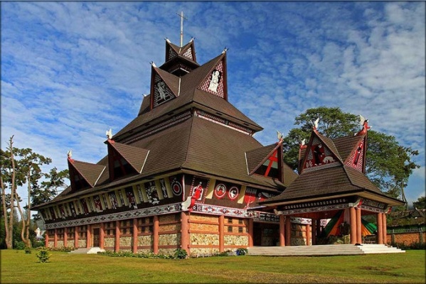 Gereja Inkultruratif Karo Santo Fransiskus Asisi, 1. Objek Wisata Bukit Gundaling, 2. Destinasi Wisata Desa Peceren, 3. Liburan Seru ke Taman Alam Lumbini, 4. Wisata Sejarah di Museum Pusaka Karo Berastagi, 5. Mengunjungi Gunung Sinabung, 6. Pemandian Air Panas Lau Sidebuk – Debuk, 7. Wahana Liburan Funland Mickey Holiday, 8. Bersantai di Bukit Kubu Berastagi, 9. Menikmati Sajian Wisata Kuliner di Panatapan, 10. Pasar Buah Berastagi, 11. Spot Wisata Danau Lau Kawar, 12. Wisata Alami Air Terjun Sikulikap, 13. Gereja Inkultruratif Karo Santo Fransiskus Asisi, 14. Gundaling Farm Berastagi, 15. Berkunjung ke Kebun Raya Tongkoh, 16. Mengunjungi Kampung Tradisional Desa Lingga, 17. Trekking ke Gunung Sibayak, 18. Air Terjun Dua Warna Nan Eksotis, 19. Objek Wisata Alam Air Terjun Batu Belah, 20. Sinabung Hill Resort, 21. Penatapan, 22. Rindu Alam Resort, 23. Kebun Madu Efi, 24. Sapo Juma