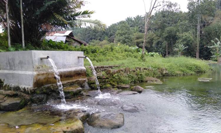 Pemandian Pulau Batu via Lassernewstoday, 1. Taman Hewan Pematang Siantar, 2. Patung Dewi Kwan Im – Vihara Avalokitesvara, 3. Siantar Waterpark, 4. AIR TERJUN TURUNAN BUHIT (JABEL), 5. Air Terjun Tonduhan, 6. Air Terjun Mamabu, 7. Kebun Teh Sidamanik, 8. Pemandian Alam Aek Manik, 9. Air Terjun Bah Biak, 10. Taman BEO, 11. Pemandian Alam Swimbath, 12. Air Terjun Sampuran Widuri, 13. Museum Zoologi, 14. Museum Simalungun, 15. Pemandian Alam Sejuk (PAS), 17. Martoba Water Park, 18. Tugu Becak Pematang Siantar, 19. Air Terjun Sijambe, 20. Air Terjun Sipitu Tikka, 21. Pemandian Karang Anyar , 22. Bukit Indah Simarjarunjung, 23. Pemandian Pulau Batu, 24. Lapangan Merdeka Siantar – Taman Bunga, 25. PONDOK TEPI SAWAH