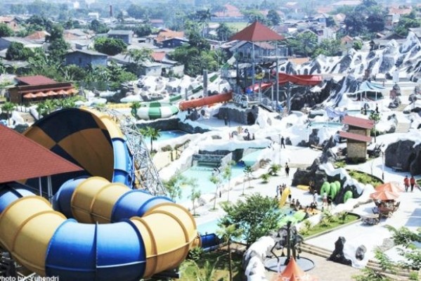 SnowBay Cipayung Waterpark via Mommiesdaily