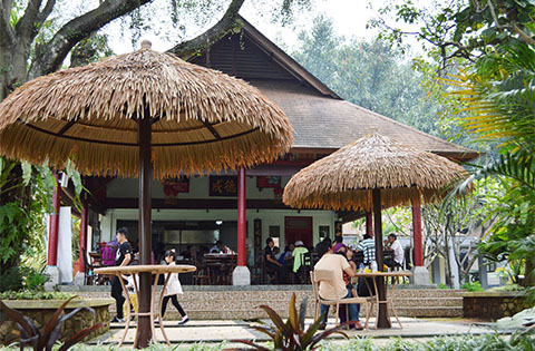 Foodcourt Taman Budaya Sentul, Luasnya Mencapai Ribuan Meter Persegi, Lokasi, Rute, dan Cara Menempuh ke Taman Budaya, Harga Tiket yang Bervariasi per Wahana, Berbagai Wahana di Taman Budaya, Food Court, Fasilitas Lain, dan Souvenir Di Taman Budaya, Penginapan Nyaman Juga Ada Disana, Wisata Lain di Dekat Taman Budaya