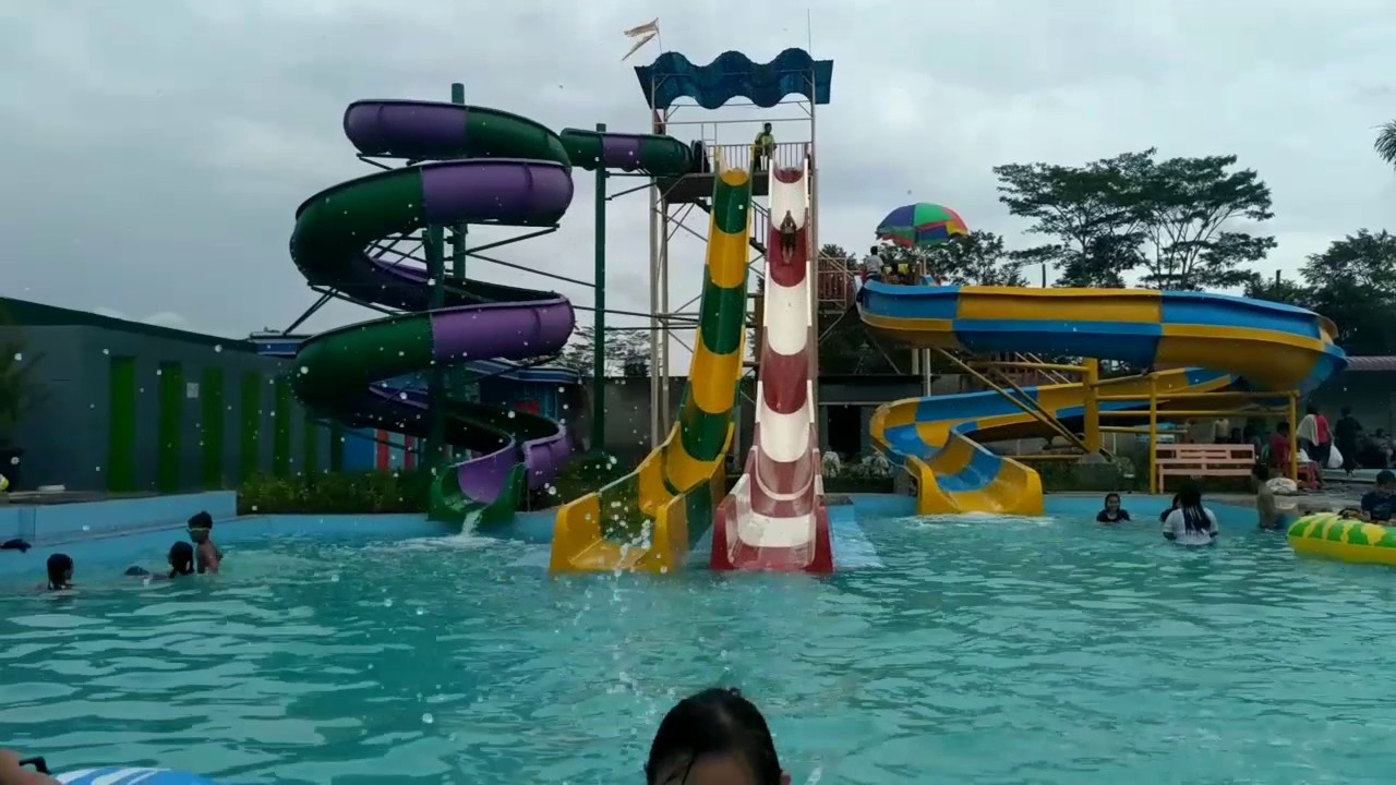 1. Taman Hutan Kota Tulungagung, 2. Kampung Susu Dinasty, 3. Taman Aloon – Aloon Tulungagung, 4. Taman Kali Ngrowo, 5. Agrowisata Belimbing, 6. Pantai Kedung Tumpang, 7. Pantai Molang, 8. Pantai Popoh, 9. Pantai Sanggar, 10. Pantai Sidem, 11. Pantai Pacar, 12. Pantai Godeg, 13. Pantai Coro, 14. Tebing Banyu Mulok, 15. Jambooland Waterpark, 16. Splash Waterpark, 17. Air Terjun Jurang Senggani, 18. Air Terjun Coban Kromo, 19. Air Terjun Kedung Simin, 20. Air Terjun Alas Kandung, 21. Air Terjun Pandan Wangi, 22. Air Terjun Lawean, 23. Candi Penampihan, 24. Candi Dadi, 25. Candi Sanggrahan, 26. Nyawangan Park, 27. Telaga Ngambal, 28. Kedung Tritis, 29. Batu Gedong, 30. Bukit Jomblo, 31. Ranu Gumbolo, 32. Pantai Gerangan, 33. Pantai Brumbun, 34. Pantai Sawah Ombo, 35. Pantai Sioro, 36. Pantai Dlodo, 37. Pantai Klatak Tulungagung , 38. Berburu Sunrise di Pantai Sine, 39. Pantai Lumbung, 40. Pantai Pathok Gebang, 41. Air Terjun Parang Kikis, 42. Jurug Tejo, 43. Gunung Budeg, 44. Candi Boyolangu, 45. Goa Selomangleng, 46. Pantai Ngalur, 47. Sungai Niyama, 48. “Pusat Oleh-oleh” Sentral Kerajinan Industri Marmer, 49. Klenteng Tjoe Tik Kiong, 50. Pantai Pucang Sawit, 51. Waduk Wonorejo, 52. Dokar Dreamland, 53. Gunung Bolo, 54. Wisata Kampung Tani, 55. Goa Pasir, 56. Pantai Gemah, 57. Pantai Patuk Gebang, 58. Pantai Dadap