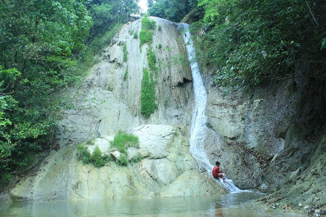 Air Terjun Grojogan Pucangarum via Guneman, 1. Air Terjun Kedung Peti, 2. Air Terjun Kedung Maor, 3. Air Terjun Grojogan Pucangarum, 4. Air Terjun Krondonan, 5. Air Terjun Clebung Bubulan, 6. Air Terjun Gua Kikik, 7. Air Terjun Kedung Gupit, 8. Waduk Pacal, 9. Waduk Pedang, 10. Banyu Kuning, 11. Taman Wisata Sario, 12. Wana Tirta Dander, 13. Bendungan Gerak Bojonegoro, 14. Agrowisata Belimbing, 15. Bukit Tono, 16. Objek Wisata Negeri di Atas Angin, 17. Watu Gandul, 18. Hutan Jati, 19. Taman Rajekwesi, 20. Kayangan Api, 21. Teksas Wonocolo, 22. Alun – Alun Bojonegoro, 23. Batu Semar, 24. Masjid Agung Darussalam Bojonegoro, 25. Masjid Al Birru Pertiwi, 26. Kelenteng Hok Swie Bio, 27. Petilasan Angling Darma, 28. Makam Wali Kidangan Sukorejo, 29. Makam Buyut Dalem di Kalangan Pacar, 30. Makam Mbah Malang Negoro Kasim, 31. Go Fun Entertainment Complex, 32. Sendang Grogolan, 33. Mata Air Desa Sumberarum, 34. Harya Matahun, 35. Oasis Swimming Pool, 36. Taman Tirta