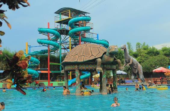 Suncity Waterpark via @m_dery_atharafi