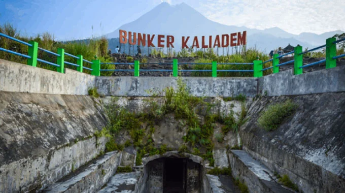 Bunker Kaliadem Merapi, 1. Candi Prambanan, 2. Candi Ratu Boko, 3. Candi Kalasan, 4. Candi Ijo, 5. Candi Sari, 6. Desa Wisata Kaliurang, 7. Sendratari Ramayana, 8. Objek Wisata Monumen Jogja Kembali (Monjali), 9. Museum Affandi, 10. Objek Wisata Kali Kuning, 11. Museum Gunung Merapi, 12. Museum Ullen Sentalu, 13. Kinahrejo, 14. Goa Jepang, 15. Blue Lagoon Jogja, 16. Jogja Bay Waterpark, 17. Kampung Teletubbies, 18. Batu Alien Cangkringan, 19. Stonehenge Cangkringan, 20. Bukit Klangon Merapi, 21. Tebing Breksi, 22. Trans Studio Mini Jogja, 23. Tlogo Putri Kaliurang, 24. Lava Tour Merapi, 25. Lava Bantal, 26. Omah Salak Sleman, 27. Upside Down World, 28. Taman Pelangi, 29. Green Kayen, 30. Sindu Kusuma Edupark, 31. Tlogo Muncar Kaliurang, 32. Candi Banyunibo, 33. Candi Sambisari, 34. The World Landmarks Merapi Park, 35. Spot Riyadi, 36. Kids Fun Park, 37. Taman Gardu Pandang Kaliurang, 38. Agrowisata Bhumi Merapi, 39. Candi Abang, 40. Museum Mini Sisa Hartaku, 41. Candi Barong, 42. Candi Kimpulan, 43. The Lost World Castle, 44. Bunker Kaliadem Merapi, 45. Embung Tambakboyo, 46. Obelix Hills, 47. Grojogan Watu Purbo, 48. Plunyon Kalikuning, 49. Bukit Turgo, 50. Teras Merapi, 51. Omah Petroek, 52. Sabo Bronggang, 53. Watu Tapak, 54. Studio Alam Gamplong, 55. Kampung Flory, 56. Ledok Sambi, 57. Puri Mataram, 58. Jogja Exotarium, 59. Taman Lampion Kaliurang, 60. Desa Wisata Gabugan, 61. Agrowisata Salak Pondoh Bangunkerto, 62. Desa Wisata Pentingsari, 63. Desa Wisata Kembang Arum, 64. Desa Wisata Kelor, 65. Desa Wisata Pulesari, 66. Kampung Mina Padi Samberembe, 67. Alamanda Jogja Flowers Garden