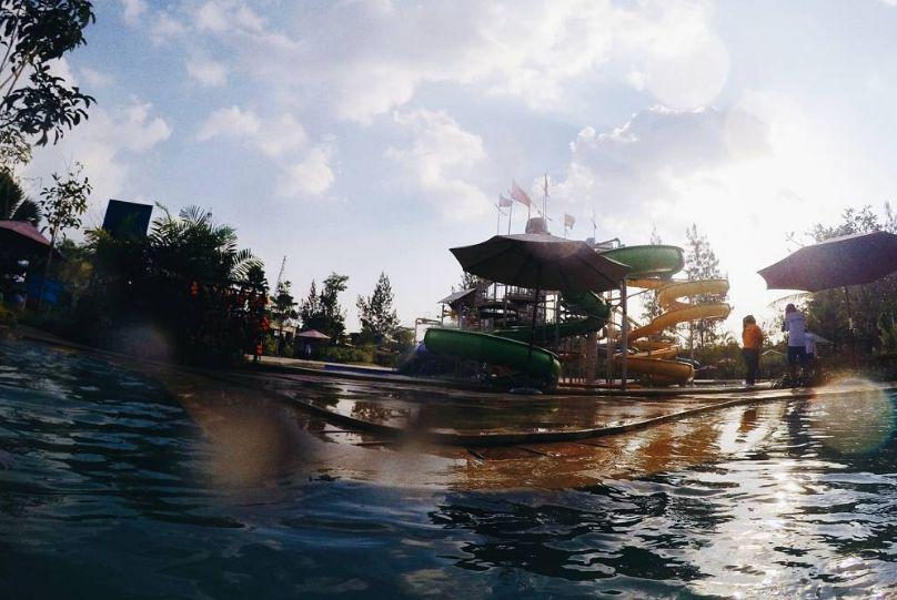 Jogja Bay Waterpark via @galaxykyung, 1. Candi Prambanan, 2. Candi Ratu Boko, 3. Candi Kalasan, 4. Candi Ijo, 5. Candi Sari, 6. Desa Wisata Kaliurang, 7. Sendratari Ramayana, 8. Objek Wisata Monumen Jogja Kembali (Monjali), 9. Museum Affandi, 10. Objek Wisata Kali Kuning, 11. Museum Gunung Merapi, 12. Museum Ullen Sentalu, 13. Kinahrejo, 14. Goa Jepang, 15. Blue Lagoon Jogja, 16. Jogja Bay Waterpark, 17. Kampung Teletubbies, 18. Batu Alien Cangkringan, 19. Stonehenge Cangkringan, 20. Bukit Klangon Merapi, 21. Tebing Breksi, 22. Trans Studio Mini Jogja, 23. Tlogo Putri Kaliurang, 24. Lava Tour Merapi, 25. Lava Bantal, 26. Omah Salak Sleman, 27. Upside Down World, 28. Taman Pelangi, 29. Green Kayen, 30. Sindu Kusuma Edupark, 31. Tlogo Muncar Kaliurang, 32. Candi Banyunibo, 33. Candi Sambisari, 34. The World Landmarks Merapi Park, 35. Spot Riyadi, 36. Kids Fun Park, 37. Taman Gardu Pandang Kaliurang, 38. Agrowisata Bhumi Merapi, 39. Candi Abang, 40. Museum Mini Sisa Hartaku, 41. Candi Barong, 42. Candi Kimpulan, 43. The Lost World Castle, 44. Bunker Kaliadem Merapi, 45. Embung Tambakboyo, 46. Obelix Hills, 47. Grojogan Watu Purbo, 48. Plunyon Kalikuning, 49. Bukit Turgo, 50. Teras Merapi, 51. Omah Petroek, 52. Sabo Bronggang, 53. Watu Tapak, 54. Studio Alam Gamplong, 55. Kampung Flory, 56. Ledok Sambi, 57. Puri Mataram, 58. Jogja Exotarium, 59. Taman Lampion Kaliurang, 60. Desa Wisata Gabugan, 61. Agrowisata Salak Pondoh Bangunkerto, 62. Desa Wisata Pentingsari, 63. Desa Wisata Kembang Arum, 64. Desa Wisata Kelor, 65. Desa Wisata Pulesari, 66. Kampung Mina Padi Samberembe, 67. Alamanda Jogja Flowers Garden