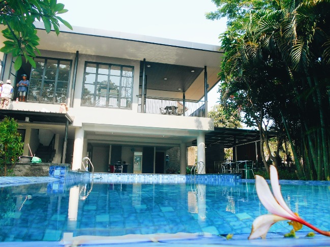 Kolam Renang Pantai Mentari via Pantaimentarisurabaya, 1. Kolam Renang Atlas Sport Center, 2. Waterpark Kenjeran, 3. Pondok Tjandra Indah Sports Club, 4. Kolam Renang Manyar, 5. Kolam Renang Club House Regency 21, 6. Kolam Renang Hayam Wuruk, 7. Kolam Renang UNESA, 8. Kolam Renang Wisata Bukit Mas, 9. Kolam Renang Fatmaba, 10. Kolam Renang Graha Residence, 11. Kolam Renang Koni Jawa Timur, 12. Kolam Renang Royal Club House, 13. Kolam Renang Rooftop Pool Best Western Papilio Hotel, 14. Kolam Renang Al-Hikmah Sport Center, 15. Queen Victoria Club House, 16. Kolam Renang Jala Krida Tirta, 17. Kolam Renang Pantai Mentari, 18. Kolam Renang The Body Art, 19. Club Puri Mas, 20. Mentari Sport Center, 21. Primalaras Kolam Renang, 22. Kolam Renang Primavera, 23. Kolam Renang Ciputra Gwalk, 24. Kolam Renang Banyu Biru, 25. Kolam Renang Brawijaya, 26. Taman Mansion, 27. Kolam Renang KKO Usman Harun Karang Pilang