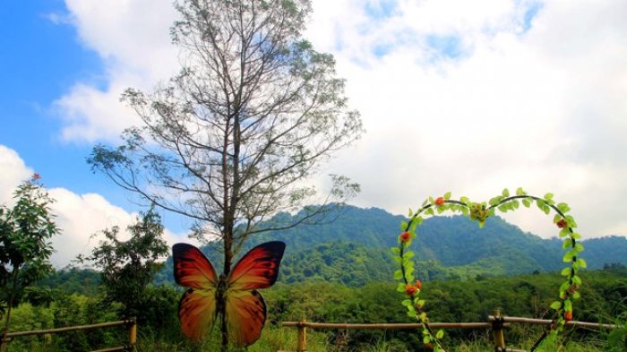 Objek Wisata Kali Kuning via Tribunnews, 1. Candi Prambanan, 2. Candi Ratu Boko, 3. Candi Kalasan, 4. Candi Ijo, 5. Candi Sari, 6. Desa Wisata Kaliurang, 7. Sendratari Ramayana, 8. Objek Wisata Monumen Jogja Kembali (Monjali), 9. Museum Affandi, 10. Objek Wisata Kali Kuning, 11. Museum Gunung Merapi, 12. Museum Ullen Sentalu, 13. Kinahrejo, 14. Goa Jepang, 15. Blue Lagoon Jogja, 16. Jogja Bay Waterpark, 17. Kampung Teletubbies, 18. Batu Alien Cangkringan, 19. Stonehenge Cangkringan, 20. Bukit Klangon Merapi, 21. Tebing Breksi, 22. Trans Studio Mini Jogja, 23. Tlogo Putri Kaliurang, 24. Lava Tour Merapi, 25. Lava Bantal, 26. Omah Salak Sleman, 27. Upside Down World, 28. Taman Pelangi, 29. Green Kayen, 30. Sindu Kusuma Edupark, 31. Tlogo Muncar Kaliurang, 32. Candi Banyunibo, 33. Candi Sambisari, 34. The World Landmarks Merapi Park, 35. Spot Riyadi, 36. Kids Fun Park, 37. Taman Gardu Pandang Kaliurang, 38. Agrowisata Bhumi Merapi, 39. Candi Abang, 40. Museum Mini Sisa Hartaku, 41. Candi Barong, 42. Candi Kimpulan, 43. The Lost World Castle, 44. Bunker Kaliadem Merapi, 45. Embung Tambakboyo, 46. Obelix Hills, 47. Grojogan Watu Purbo, 48. Plunyon Kalikuning, 49. Bukit Turgo, 50. Teras Merapi, 51. Omah Petroek, 52. Sabo Bronggang, 53. Watu Tapak, 54. Studio Alam Gamplong, 55. Kampung Flory, 56. Ledok Sambi, 57. Puri Mataram, 58. Jogja Exotarium, 59. Taman Lampion Kaliurang, 60. Desa Wisata Gabugan, 61. Agrowisata Salak Pondoh Bangunkerto, 62. Desa Wisata Pentingsari, 63. Desa Wisata Kembang Arum, 64. Desa Wisata Kelor, 65. Desa Wisata Pulesari, 66. Kampung Mina Padi Samberembe, 67. Alamanda Jogja Flowers Garden