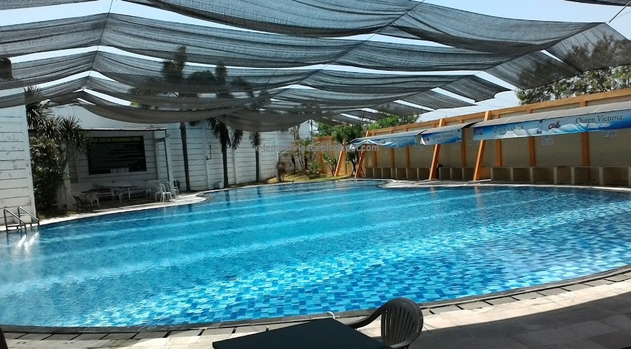 Queen Victoria Club House via e-tempatwisata, 1. Kolam Renang Atlas Sport Center, 2. Waterpark Kenjeran, 3. Pondok Tjandra Indah Sports Club, 4. Kolam Renang Manyar, 5. Kolam Renang Club House Regency 21, 6. Kolam Renang Hayam Wuruk, 7. Kolam Renang UNESA, 8. Kolam Renang Wisata Bukit Mas, 9. Kolam Renang Fatmaba, 10. Kolam Renang Graha Residence, 11. Kolam Renang Koni Jawa Timur, 12. Kolam Renang Royal Club House, 13. Kolam Renang Rooftop Pool Best Western Papilio Hotel, 14. Kolam Renang Al-Hikmah Sport Center, 15. Queen Victoria Club House, 16. Kolam Renang Jala Krida Tirta, 17. Kolam Renang Pantai Mentari, 18. Kolam Renang The Body Art, 19. Club Puri Mas, 20. Mentari Sport Center, 21. Primalaras Kolam Renang, 22. Kolam Renang Primavera, 23. Kolam Renang Ciputra Gwalk, 24. Kolam Renang Banyu Biru, 25. Kolam Renang Brawijaya, 26. Taman Mansion, 27. Kolam Renang KKO Usman Harun Karang Pilang
