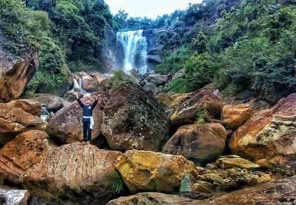 Air Terjun Sunggah via @frizal_hakim