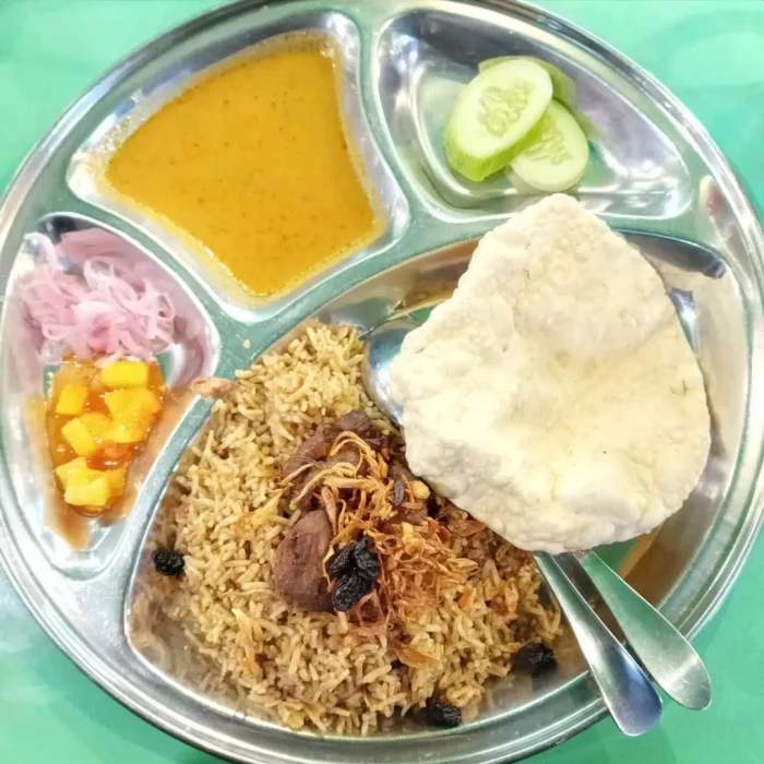 Chennai Cafe via Instagmra.com @my.sceneryfood, Sejarah Berdirinya Taman Jajan Bintaro , Lokasi dan Cara Menuju Taman Jajan, Jam Buka Taman Jajan CBD Bintaro, Fasilitas di Taman Jajan CBD Bintaro, Kuliner di Taman Jajan Bintaro