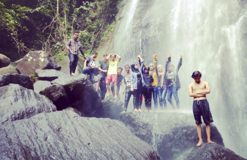 Curug Cimanggung via @ugiii__, Tempat Wisata di Pandeglang Paling Hits, Wisata Sejarah di Pandeglang  , Wisata Religi di Pandeglang, Tempat Wisata di Pandeglang yang Lainnya, Tempat Wisata di Sekitar Pandeglang
