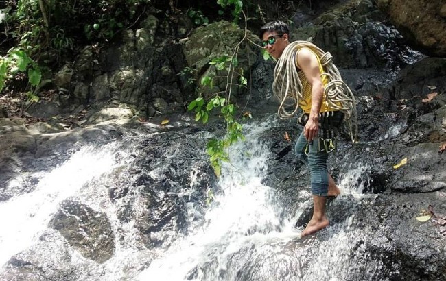 Curug Cimayang via @olloytrip, 1. Pantai Karang Bokor, 2. Pantai Pasir Putih Sawarna, 3. Curug Ciporolak, 4. Curug Cihear, 5. Curuh Kanteh, 6. Agrowisata Kebun Teh Cikuya, 7. Curug Kumpay, 8. Curug Cibangkit, 9. Curug Sipayung, 10. Situ Palayangan, 11. Pantai Talanca, 12. Wisata Seni Batik Khas Lebak, 13. Situs Cibedug, 14. Wisata Air Panas Senanghati, 15. Pantai Suka Hujan, 16. Pantai Cihara, 17. Pantai Goa Langir Sawarna, 18. Gua Seribu Candi, 19. Wisata Tapak Kaki Raksasa si Kabayan, 20. Wisata Air Panas Cipanas, 21. Wisata Kampung Baduy, 22. Pantai Karang Malang, 23. Objek Wisata Samaun’s Hill Park, 24. Pantai Ciantir, 25. Pantai Bagedur, 26. Pantai Tanjung Layar, 27. Curug Munding, 28. Situ Cicinta, 29. Curug Sata, 30. Wisata Arung Jeram Sungai Ciberang, 31. Curug Cimayang, 32. Gua Maria Bukit Kanada, 33. Alun – alun Rangkasbitung, 34. Museum Multatuli Lebak, 35. Pantai Karang Songsong