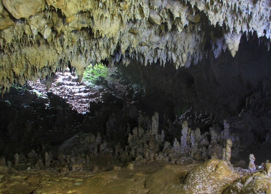 Gua Seribu Candi, 1. Pantai Karang Bokor, 2. Pantai Pasir Putih Sawarna, 3. Curug Ciporolak, 4. Curug Cihear, 5. Curuh Kanteh, 6. Agrowisata Kebun Teh Cikuya, 7. Curug Kumpay, 8. Curug Cibangkit, 9. Curug Sipayung, 10. Situ Palayangan, 11. Pantai Talanca, 12. Wisata Seni Batik Khas Lebak, 13. Situs Cibedug, 14. Wisata Air Panas Senanghati, 15. Pantai Suka Hujan, 16. Pantai Cihara, 17. Pantai Goa Langir Sawarna, 18. Gua Seribu Candi, 19. Wisata Tapak Kaki Raksasa si Kabayan, 20. Wisata Air Panas Cipanas, 21. Wisata Kampung Baduy, 22. Pantai Karang Malang, 23. Objek Wisata Samaun’s Hill Park, 24. Pantai Ciantir, 25. Pantai Bagedur, 26. Pantai Tanjung Layar, 27. Curug Munding, 28. Situ Cicinta, 29. Curug Sata, 30. Wisata Arung Jeram Sungai Ciberang, 31. Curug Cimayang, 32. Gua Maria Bukit Kanada, 33. Alun – alun Rangkasbitung, 34. Museum Multatuli Lebak, 35. Pantai Karang Songsong