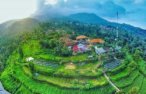 Kampung Domba via Inet, Tempat Wisata di Pandeglang Paling Hits, Wisata Sejarah di Pandeglang  , Wisata Religi di Pandeglang, Tempat Wisata di Pandeglang yang Lainnya, Tempat Wisata di Sekitar Pandeglang