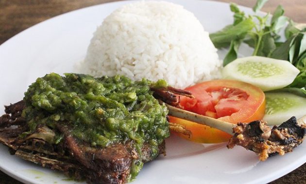 Mr. Bebek Sambal Cobek via Qraved, Sejarah Berdirinya Taman Jajan Bintaro , Lokasi dan Cara Menuju Taman Jajan, Jam Buka Taman Jajan CBD Bintaro, Fasilitas di Taman Jajan CBD Bintaro, Kuliner di Taman Jajan Bintaro