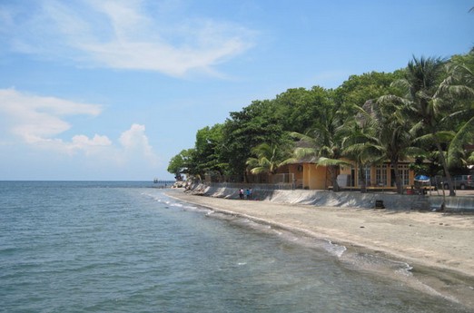 Pantai Lempuyang, Situbondo, 1. Taman Nasional Baluran, 2. Pantai Pasir Putih Situbondo, 3. Pantai Bletok, 4. Pantai Lempuyang, 5. Pantai Tangsi, 6. Pantai Keperan, 7. Pantai Pathek, 8. Pantai Tampora Situbondo, 9. Pantai Balanan, 10. Pantai Banongan, 11. Pantai Bama, 12. Wisata Kampung Blekok, 13. Pantai sejile, 14. Pantai Firdaus Banongan, 15. Bekol Savana TN Baluran, 16. Air Terjun Setancak, 17. Air Terjun Talempong, 18. Alun – Alun Situbondo, 19. Rumah Residen Besuki, 20. Puncak Ringgit, 21. Pabrik Gula Olean, 22. Monumen 1000 Km Anyer Panarukan, 23. Arung Jeram Samir Situbondo, 24. Perkebunan Kopi Kayu Mas, 25. Padang Savana Situbondo, 26. Pelabuhan Rakyat Panarukan, 27. Taman Asembagus, 28. Kolam Renang Tirta Pandawa Situbondo, 29. Pelabuhan Jangkar Situbondo, 30. Waduk Curah Cottok Situbondo, 31. Gunung Argopura, 32. Kelenteng Poo Tong Biaw Situbondo, 33. Pantai Pasir Hitam Banongan, 34. Pantai Pandean, 35. Waduk Bajulmati, 36. Bukit Cappore, 37. Pantai Bilik Situbondo, 38. Puncak Rengganis Argopuro Situbondo, 39. Padang Rumput Sikasur