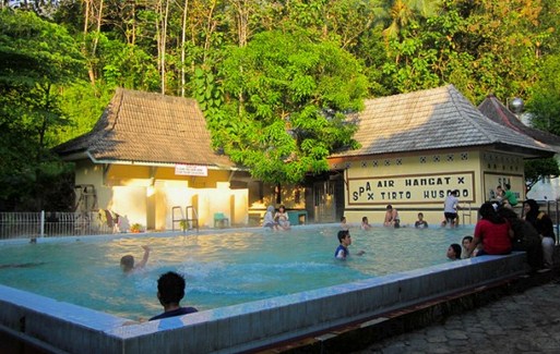 Pemandian Air Panas Tirta Husada