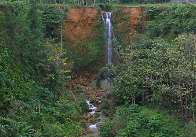 Air Terjun Nganyongan via Grobogantoday, 1. Waduk Kedung Ombo, 2. Waduk Klambu, 3. Waduk Cindelaras, 4. Waduk Nglangon, 5. Objek Wisata Bledug Kuwu Grobogan, 6. Goa Macan dan Goa Lowo, 7. Goa Urang Grobogan, 8. Wisata Api Abadi Mrapen, 9. Air Terjun Gulingan, 10. Air Terjun Widuri, 11. Objek Wisata Jati Pohon Indah, 12. Objek Wisata Lumpur Kesongo, 13. White Canyon, 14. Kalibiru Grobogan, 15. Kedung Kempul, 16. Sendang Coyo Grobogan, 17. Tugu Lasi, 18. Danau Resto Purwodadi, 19. Kolam Renang Ayodya, 20. Desa Wisata Banjarejo, 21. Bendungan Klambu, 22. Waduk Gambringan, 23. Masjid K.H. Burham, 24. Cindelaras, 25. Taman Remaja Pungkruk, 26. Agrowisata Kebun Blimbing Grobogan, 27. Makam Ki Ageng Selo, 28. Waterboom Mulia Klambu, 29. Waterpark ‘n Snow Gubug, 30. Master Park Purwodadi – Aircraft and Air Travel Master Park, 31. Arung Jeram Grobogan, 32. Wisata Tengah Sawah (WTS), 33. Grojogan Jati Anom, 34. Waduk Butak, 35. Bendungan Glapan Munir, 36. Waduk Sidorejo, 37. Bendungan Dumpil, 38. Wisata Air Terjun Taruman, 39. Sendang Keongan, 40. Grojogan Kinasih, 41. Air Terjun Nganyongan, 42. Puncak Pelangi Gunung Ulo, 43. Menara Simpang Lima, 44. Air Terjun Watu Ondo, 45. Air Terjun Bengkat, 46. Kedung Tlawah, 47. Grojogan Ngrandu