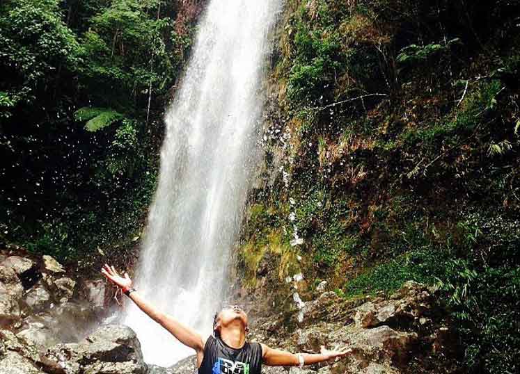 Air Terjun Alap-alap di Pasuruan via @imam_id9, 1. Kawasan Tretes, 2. Taman Safari Prigen, 3. Pantai Lekok, 4. Gunung Bromo, 5. Bukit Flora, 6. Condido Agro Herbal, 7. Finna Golf & Club Resort, 8. Pantai Penunggul, 9. Pemandian Alam Banyu Biru Pasuruan, 10. Candi Jawi, 11. Candi Gunung Gangsir, 12. Danau Ranu Grati, 13. Kebun Raya Purwodadi, 14. Kebun Apel Khrisna, 15. Agrowisata Bhakti Alam Pasuruan, 16. Air Terjun Gumandar, 17. Air Terjun Sumber Nyonya, 18. Air Terjun / Coban Cemoro Gading, 19. Coban Waru Pasuruan, 20. Coban Rambut Moyo, 21. Air Terjun Kakek Bodo Pasuruan, 22. Air Terjun Putuk Truno, 23. Saygon Waterpark, 24. Sawahe Pak Budi, 25. The Taman Dayu, 26. Alun-alun Pasuruan, 27. Taman Pakuncen, 28. Taman GOR Untung Suropati, 29. Taman Sekargadung, 30. Hutan Mangrove Nguling, 31. Air Terjun Baung, 32. Air Terjun Alap-alap di Pasuruan, 33. Air Terjun Tundo Pitu di Pasuruan, 34. Masjid Cheng Hoo Pandaan, 35. Curug Coban Watu, 36. Saygon Night Park, 37. Kedawung Agro Selfie, 38. Reco Kembar, 39. Pemandian Taman Ria Suropati, 40. Taman Hayati, 41. Candi Belahan (Candi Sumber Tetek)